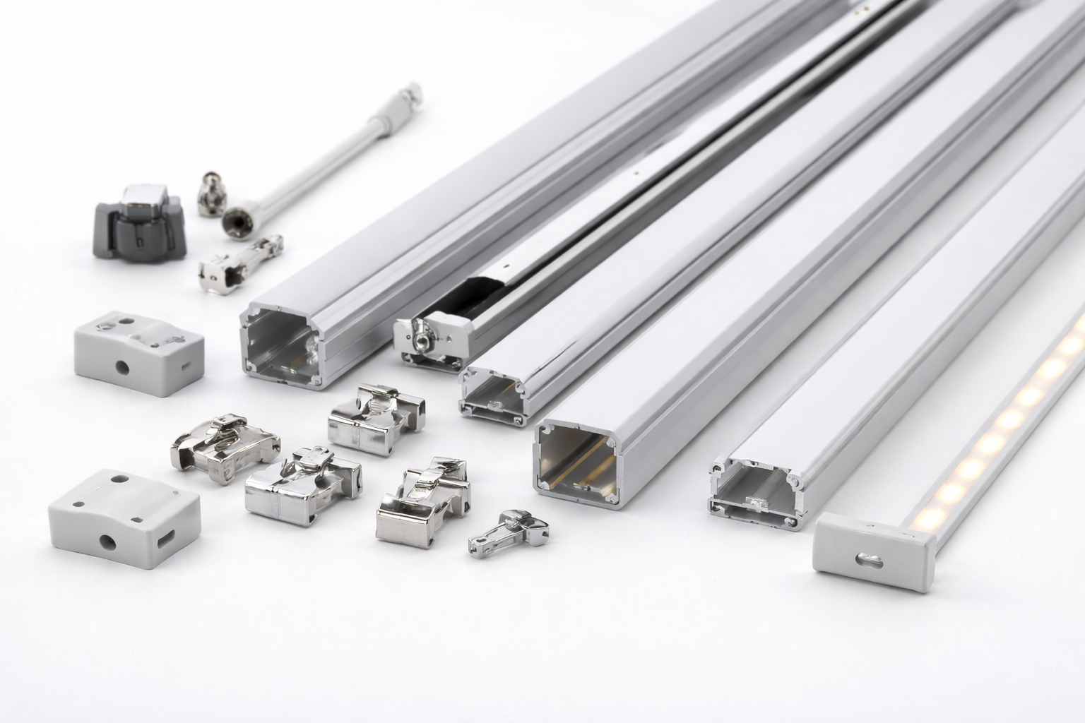 Aluminium ledprofielen met toebehoren voor montage van ledstrips