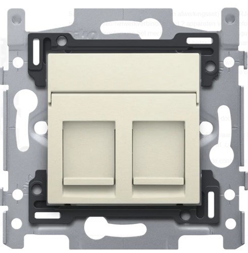 2 RJ45-AANSLUITINGEN UTP