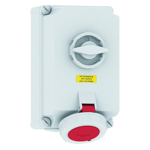 Bals - opbouw cee stopcontact 32A 6P+A 400V IP67, + schakelaar + ve - 160087